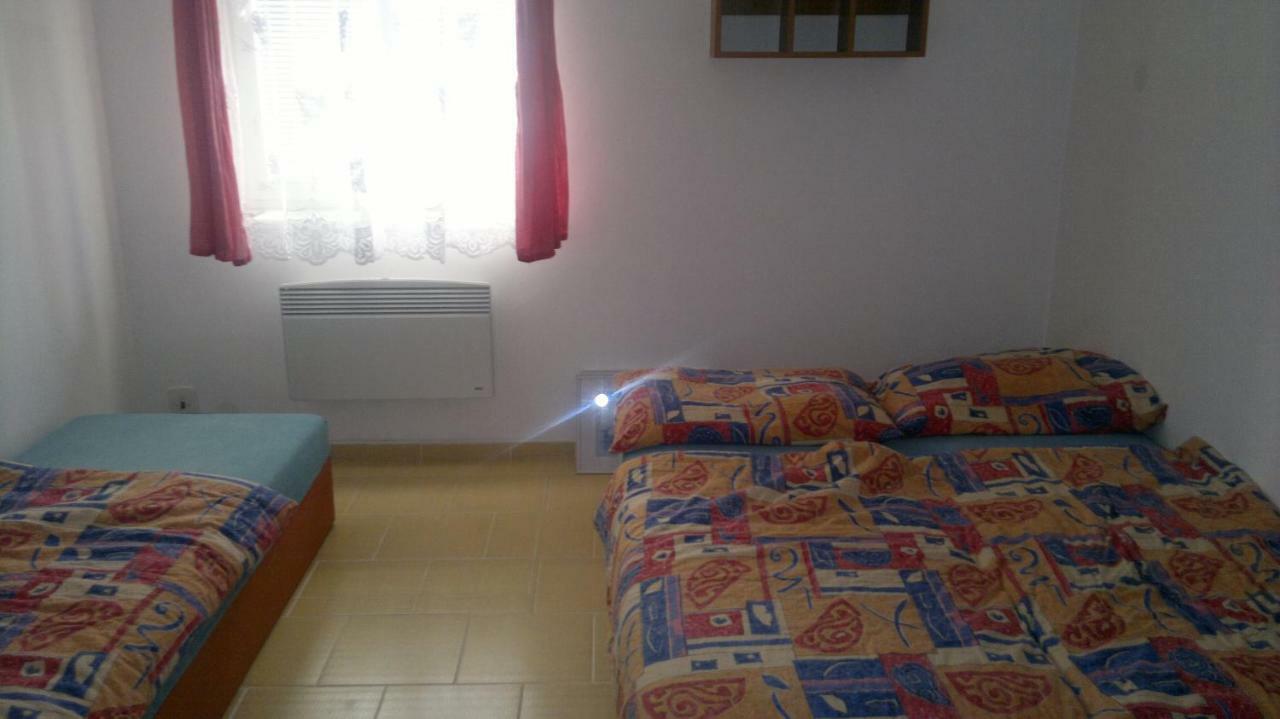 Apartman Srni Bagian luar foto